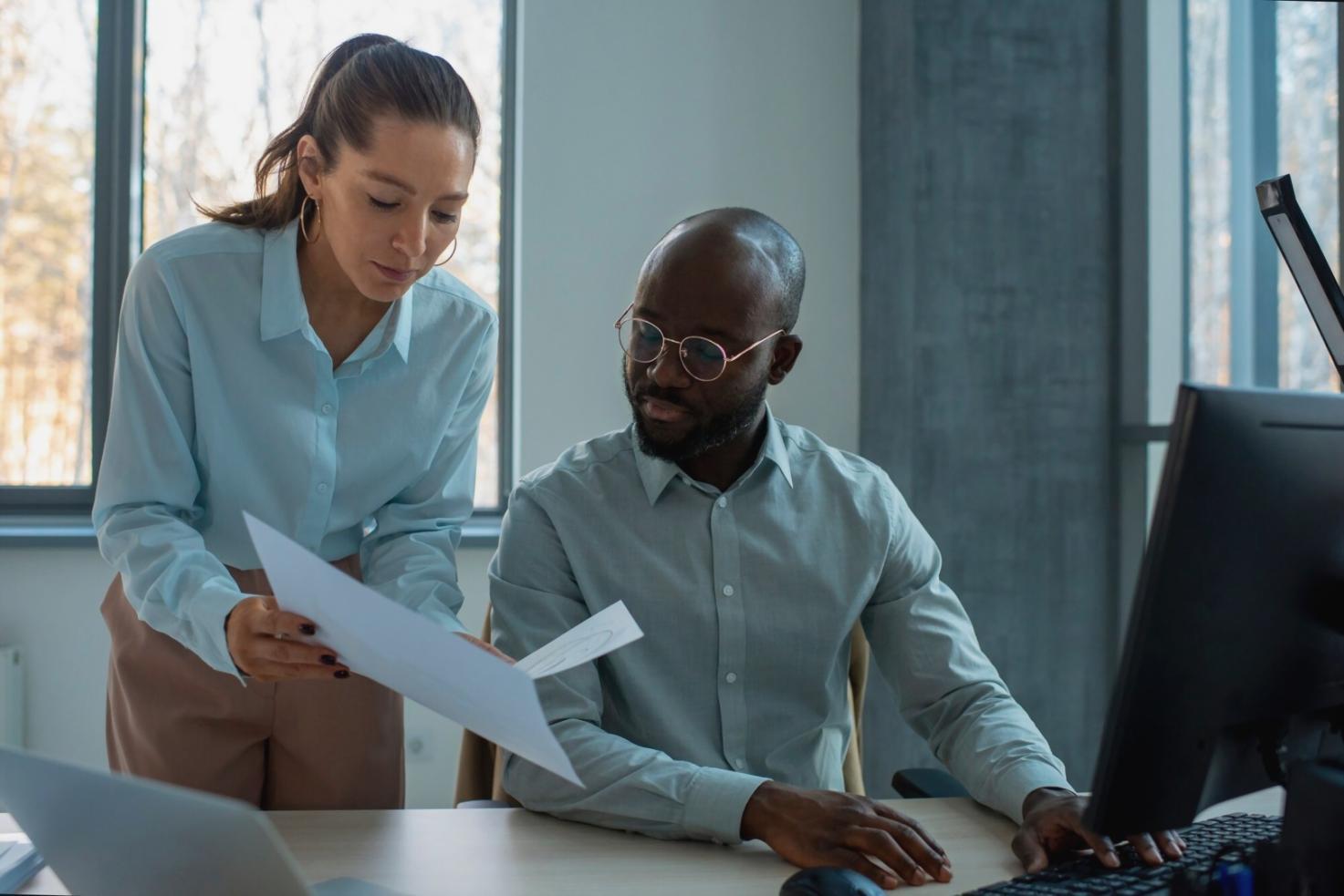 Hochzeits-Styling mit natürlicher Eleganz
